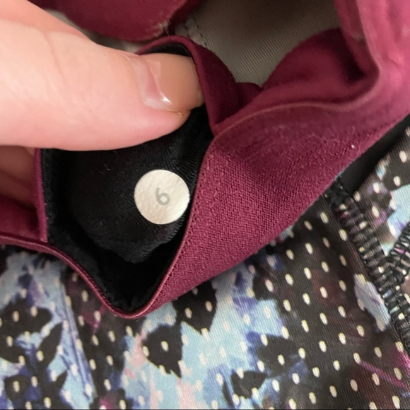 Lululemon What The Sport Short 6 - Picture 7 of 9
